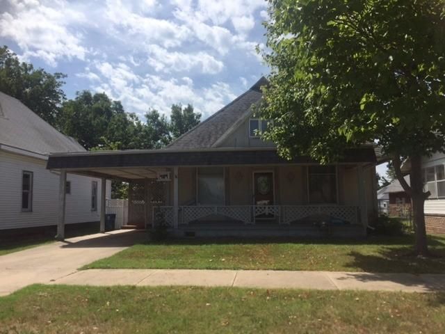 409 W 2nd St, Coffeyville, KS 67337