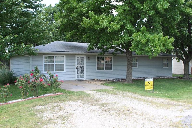 714 E Garfield N/A, Iola, KS 66749
