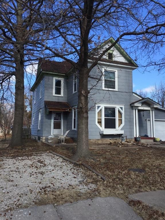 14 E Ninth St, Chanute, KS 66720