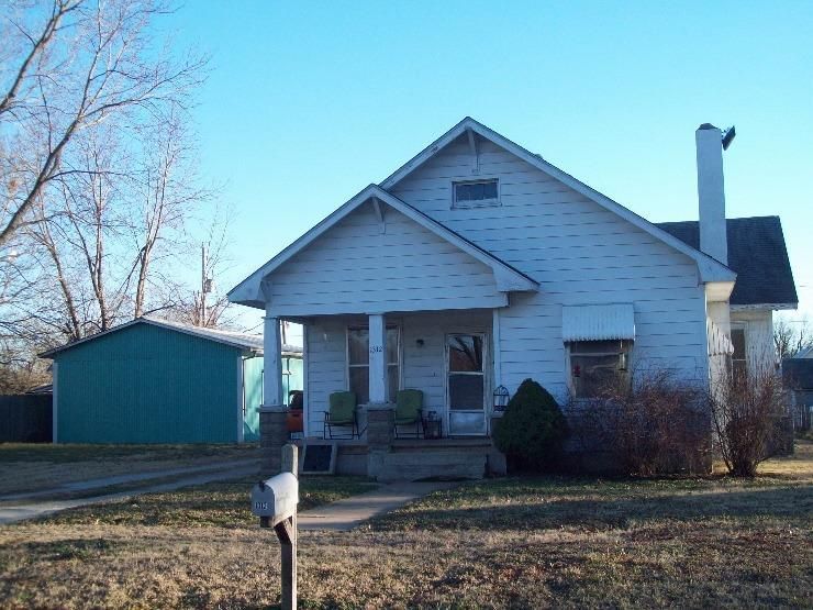 1312 Dirr Ave, Parsons, KS 67357