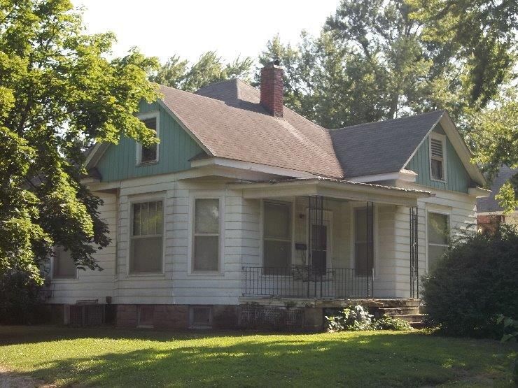 1812 Felix Ave, Parsons, KS 67357