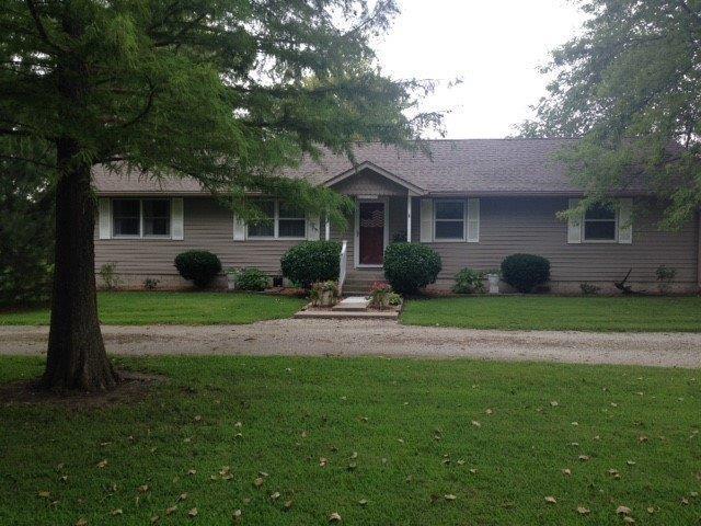 1177 21000 Rd, Parsons, KS 67357