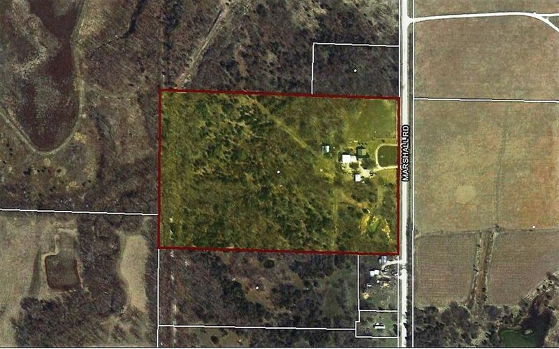 4404 S Johson Rd, Chanute, KS 66720