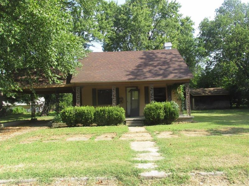 406 E 10th N/A, Coffeyville, KS 67337