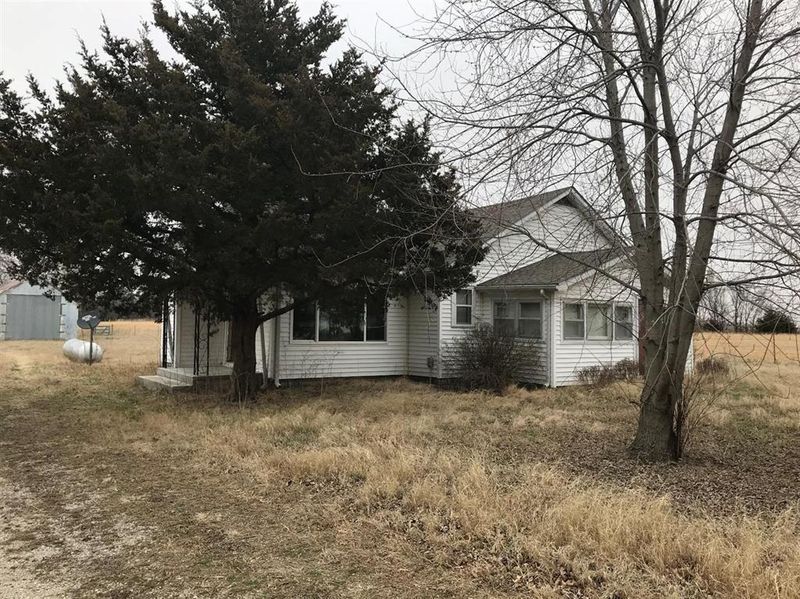 744 24000 Rd, Dennis, KS 67341