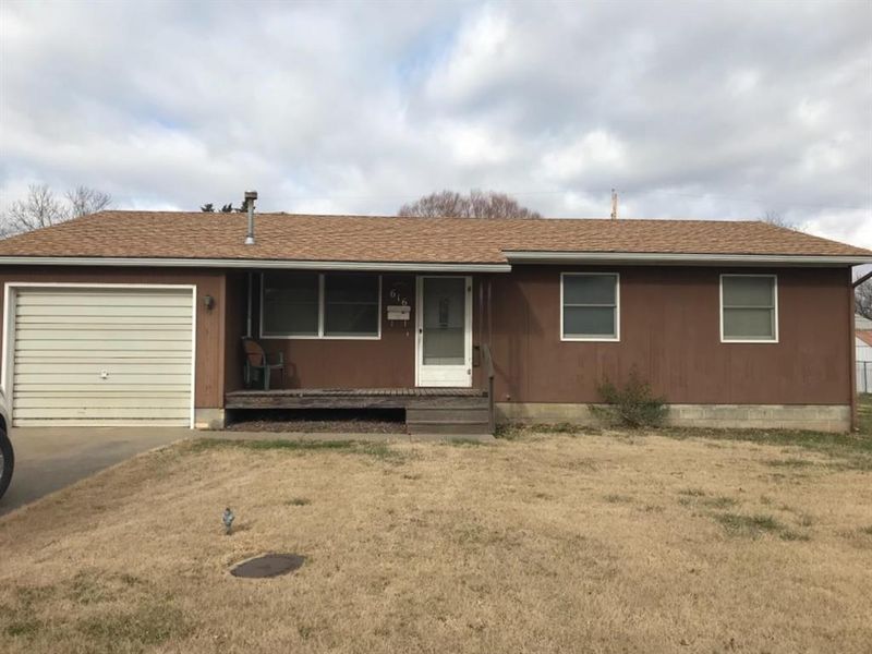 616 Pecan N/A, Humboldt, KS 66748