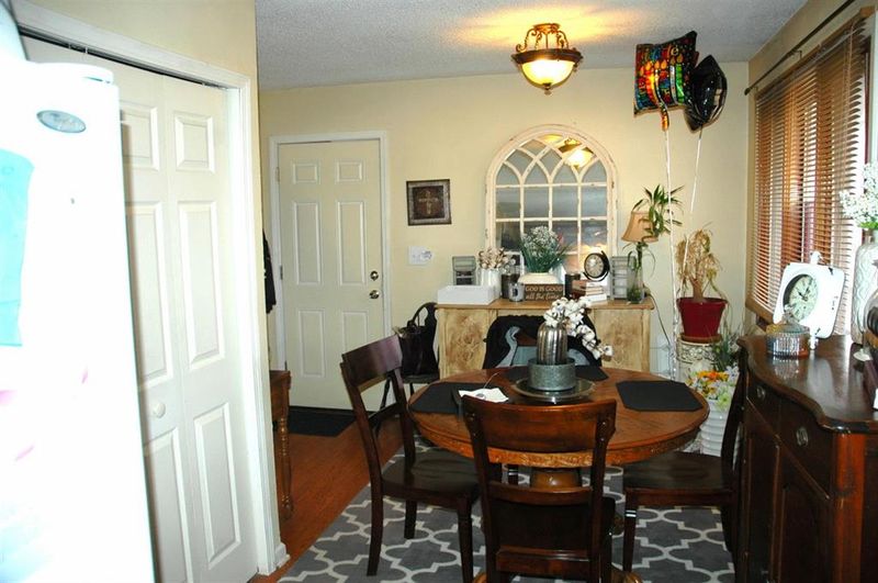 610 Willowbrook Ave, Parsons, KS 67357