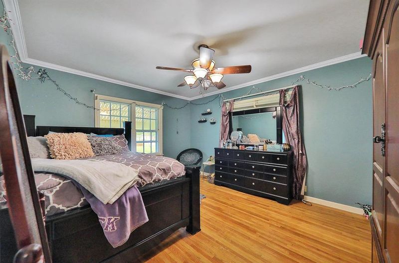 211 E 3rd Ave, Caney, KS 67333