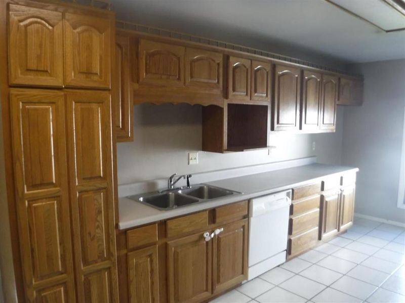 625 W Riley St, Independence, KS 67301