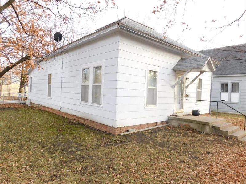 521 North N/A, Iola, KS 66749