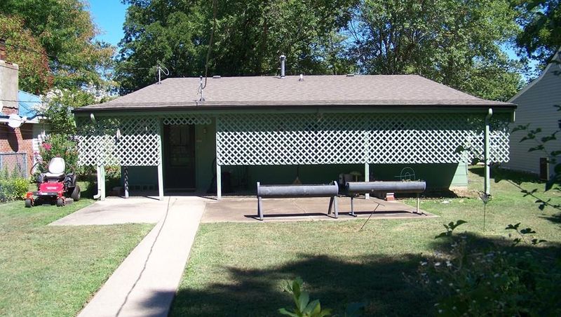 1515 S Malcolm Ave, Chanute, KS 66720