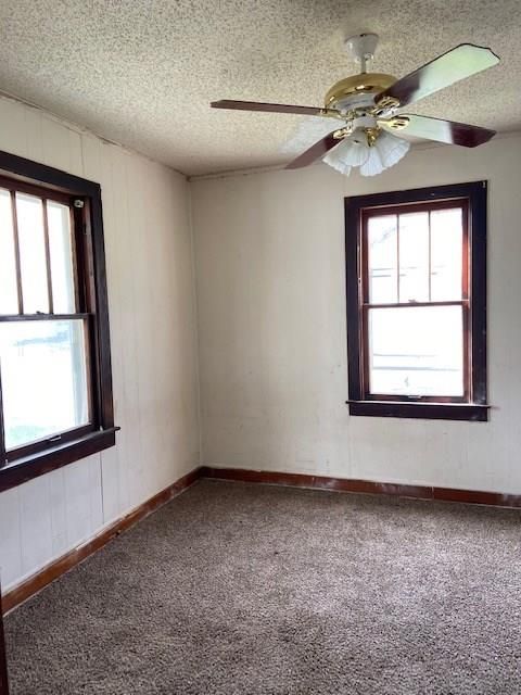 1610 W 6th St, Coffeyville, KS 67337