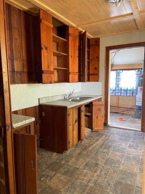 1610 W 6th St, Coffeyville, KS 67337