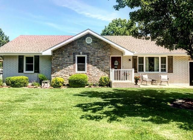3301 Clark Ave, Parsons, KS 67357