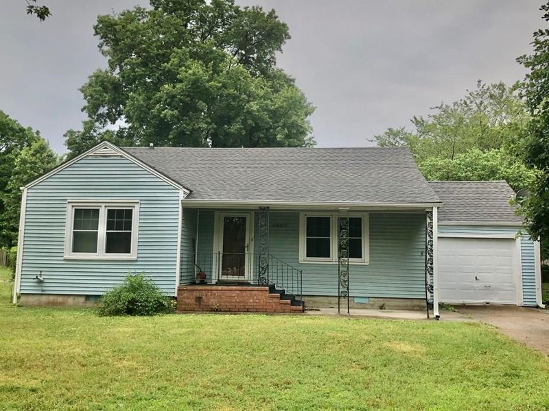 1507 Linwood Dr, Parsons, KS 67357