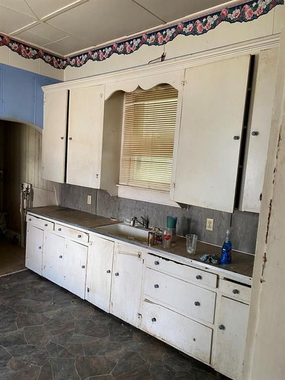 1531 Washington Ave, Parsons, KS 67357