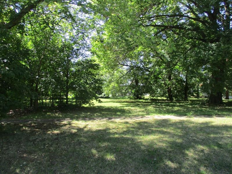 314 Walnut N/A, Chetopa, KS 67336