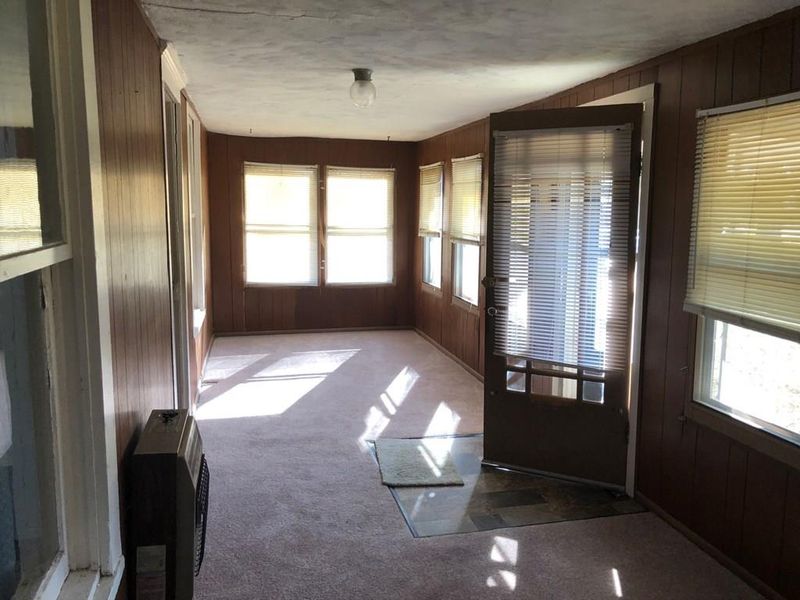 812 S 15th St, Parsons, KS 67357