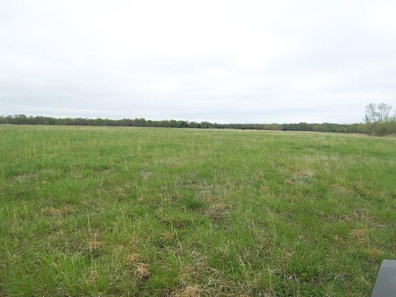 13149 W 200 Rd, Mound City, KS 66056