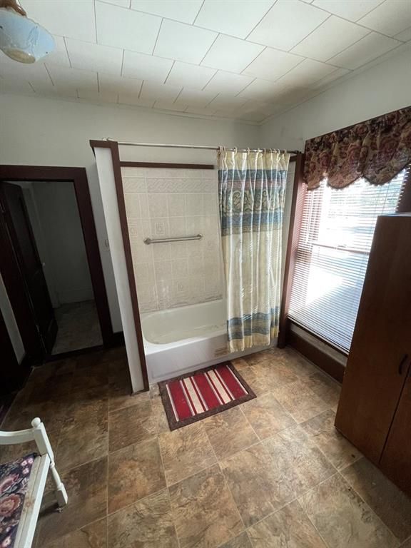 123 Olive N/A, Neodesha, KS 66757