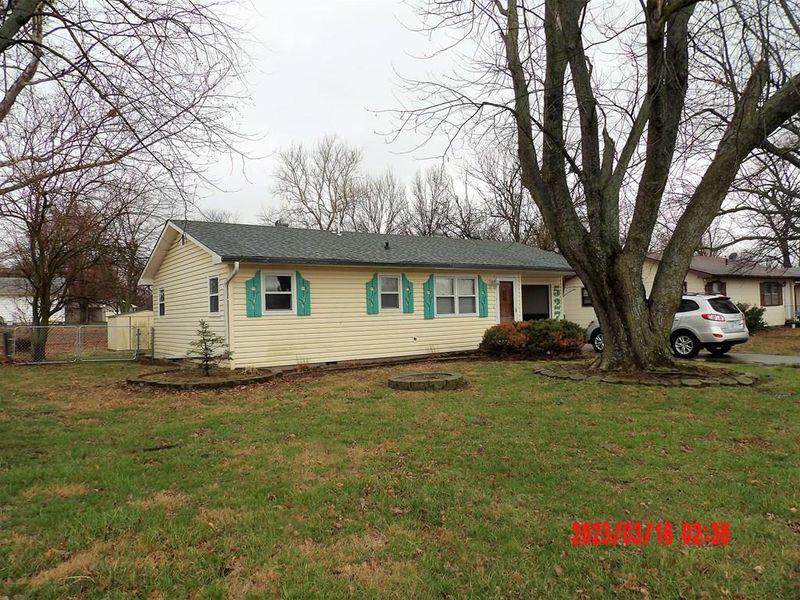 527 E Garfield N/A, Iola, KS 66749