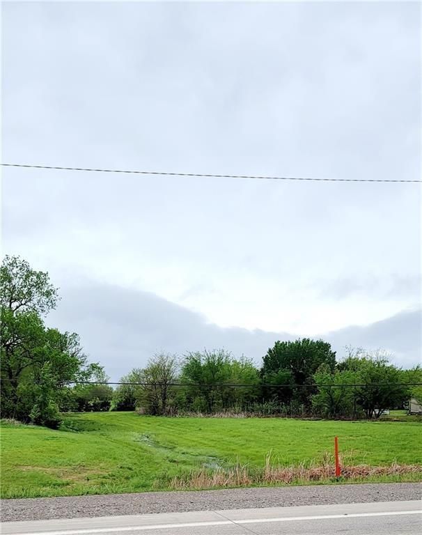 411 E First St, Gas, KS 66755