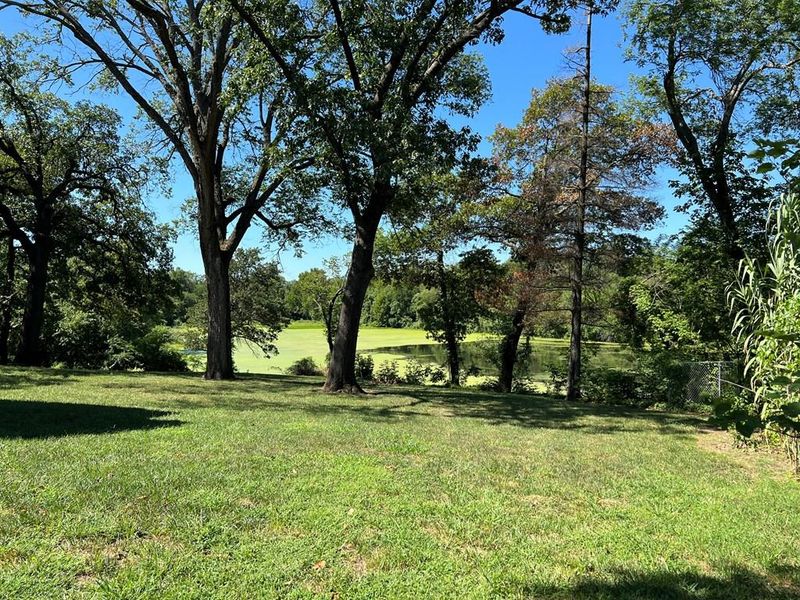 220 Lakeview Dr, Independence, KS 67301