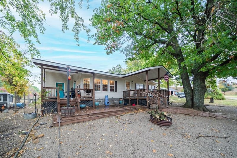 1700 Ks Hwy 99 N/A, Howard, KS 67349