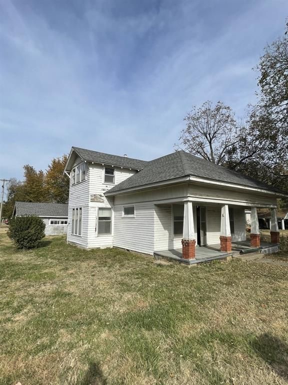 901 4th N/A, Altamont, KS 67330
