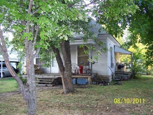 2523 Clark Ave, Parsons, KS 67357