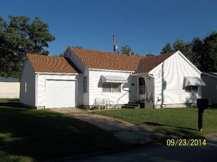 619 N 29th St, Parsons, KS 67357