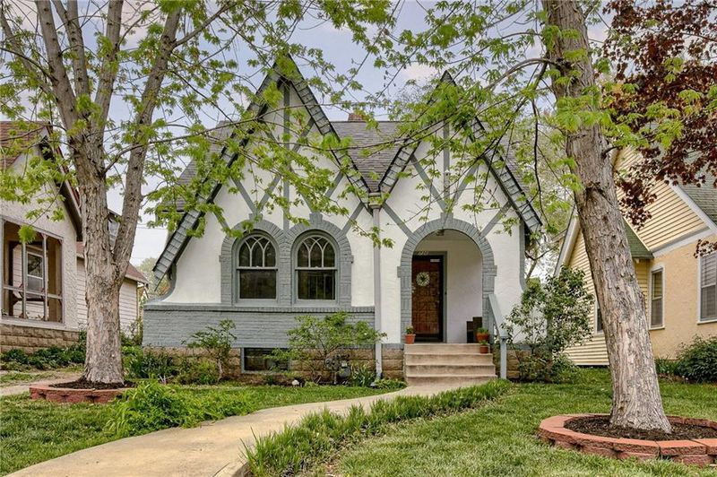 736 E 71 Ter, Kansas City, MO 64131