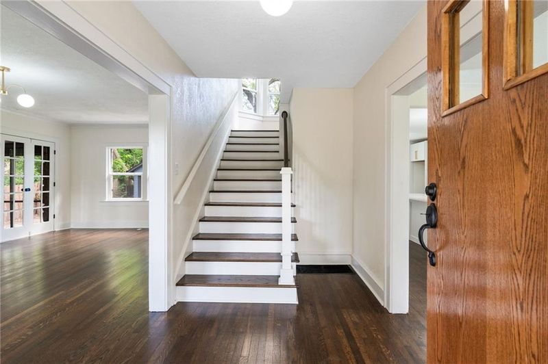 1163 E 77th Ter, Kansas City, MO 64131