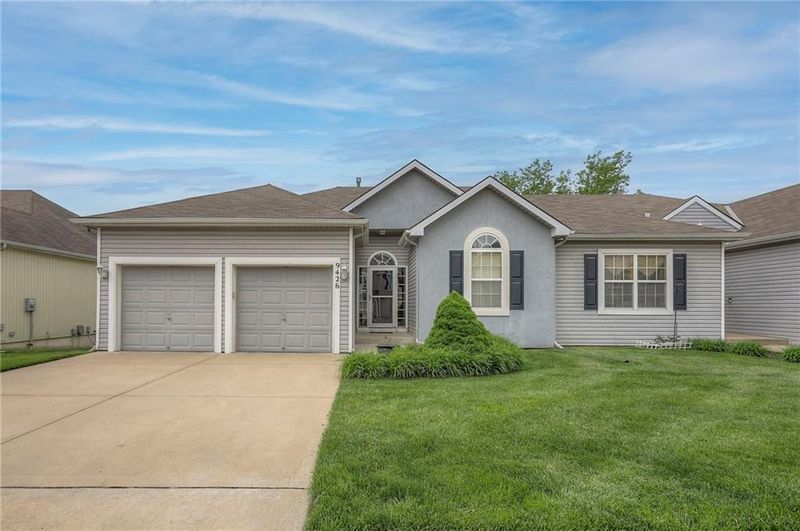 9426 N Main St, Kansas City, MO 64155