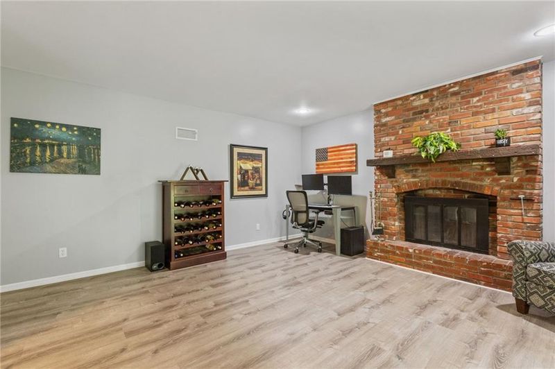 6409 E 109th Ter, Kansas City, MO 64134