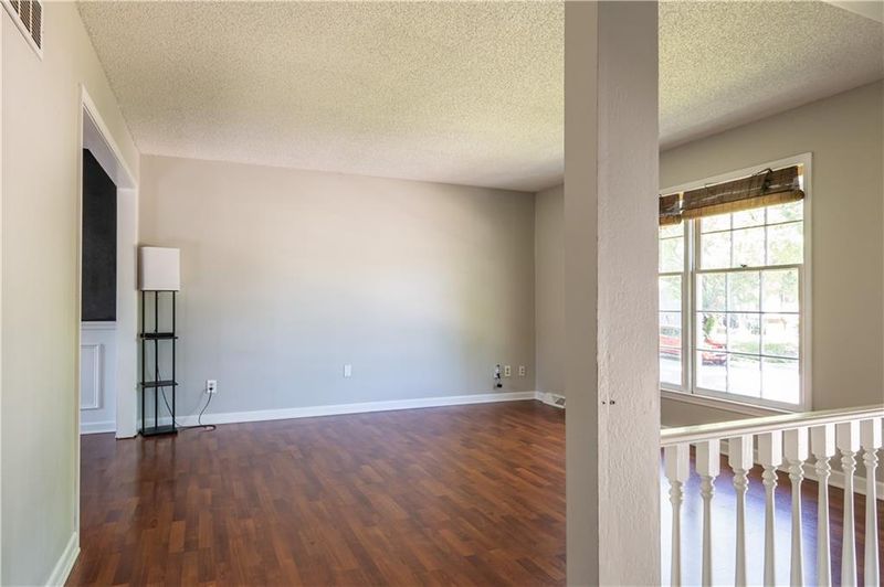 7311 NW 77th Ter, Kansas City, MO 64152