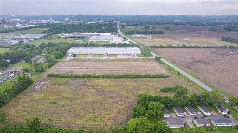 5801 Ingersoll Rd, St Joseph, MO 64504