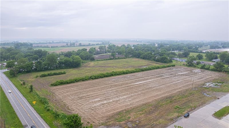 5801 Ingersoll Rd, St Joseph, MO 64504