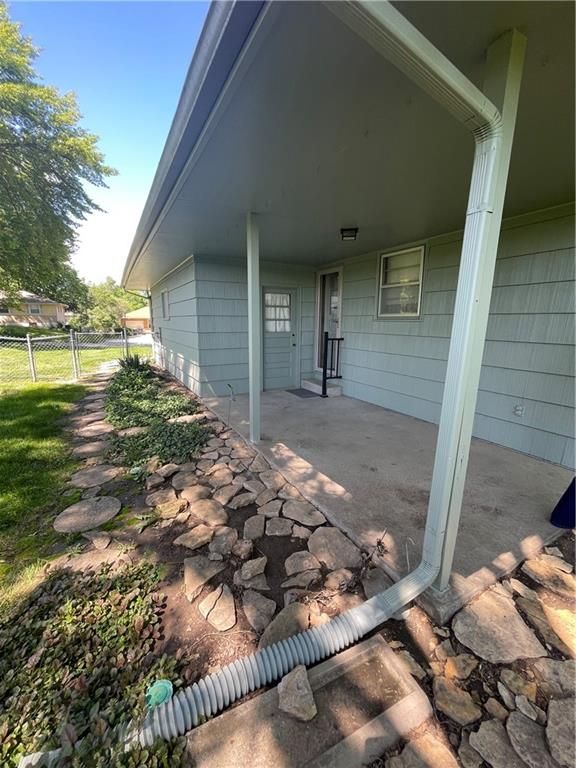 12311 E 53rd St, Kansas City, MO 64133