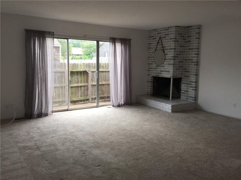 3321 Bridge Manor Dr, Kansas City, MO 64137