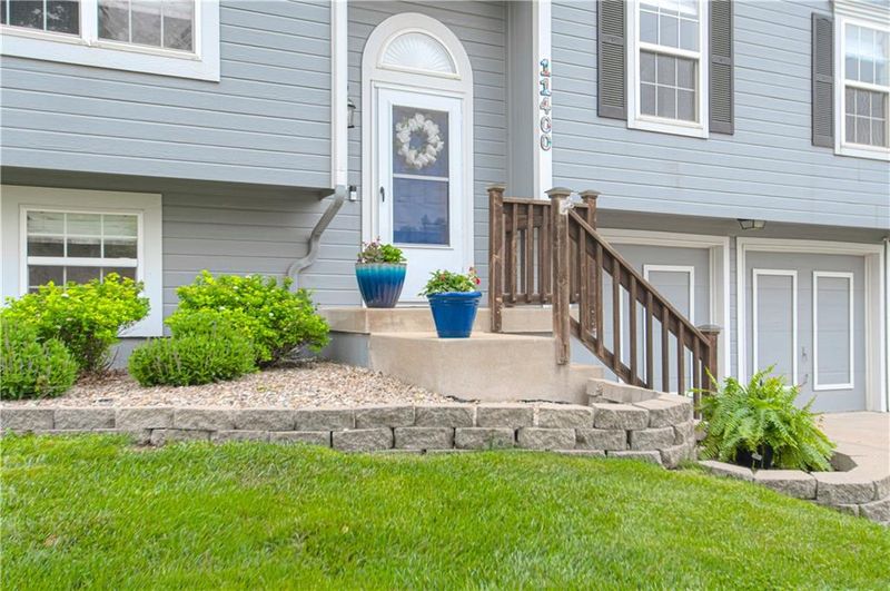 11400 N Ewing Ave, Kansas City, MO 64156