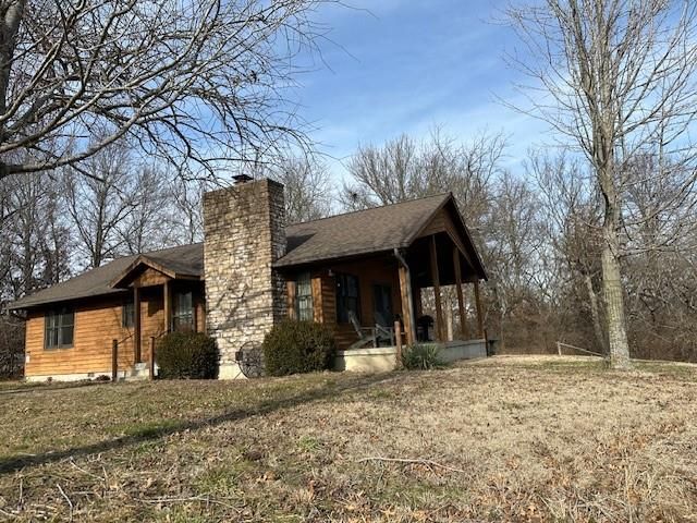 289 E 520 St, Pittsburg, KS 66762