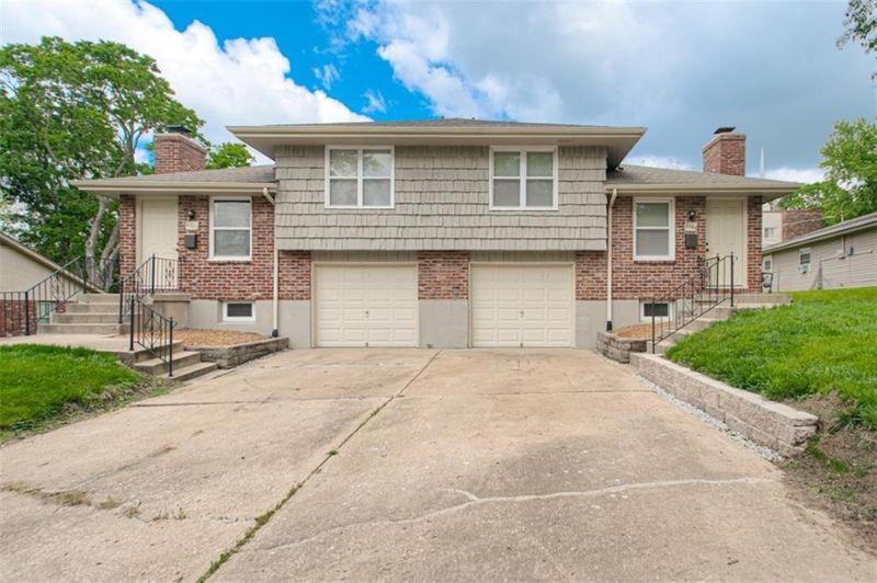 8904 - 8906 E 8th St, Kansas City, MO 64125