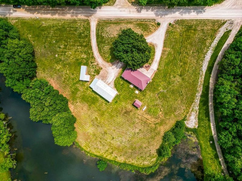 3904 Louisiana Rd, Ottawa, KS 66067