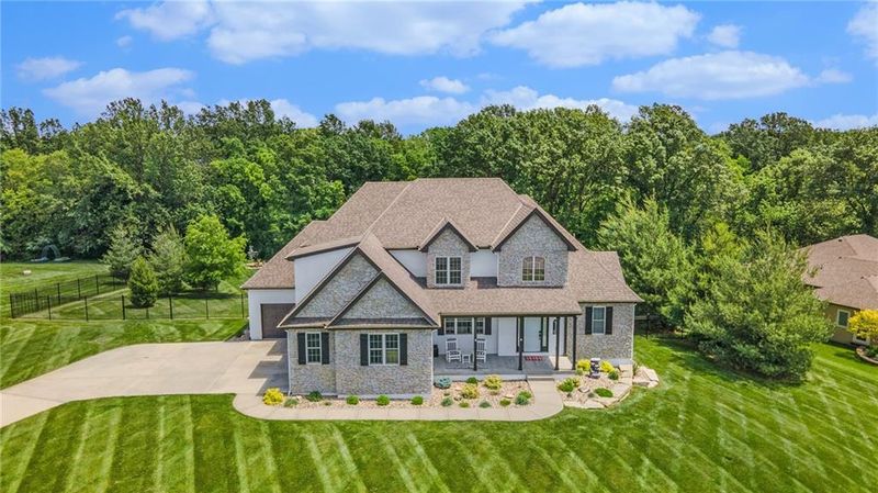 13413 Oakbrook Cir, Kearney, MO 64060
