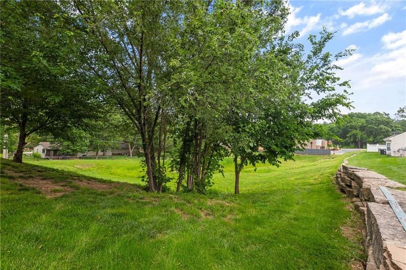 2011 N 83rd Pl, Kansas City, KS 66109