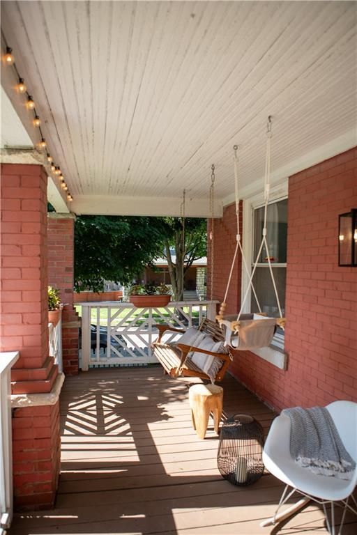 3950 Mercier St, Kansas City, MO 64111