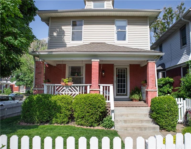 3950 Mercier St, Kansas City, MO 64111