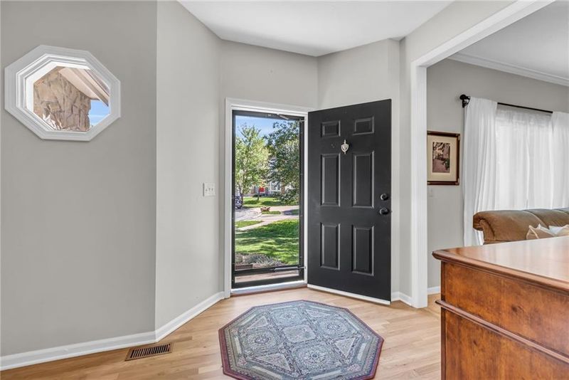 12622 Slater St, Overland Park, KS 66213