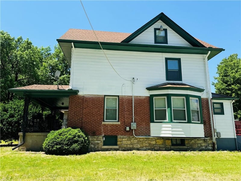 3926 Norledge Ave, Kansas City, MO 64123